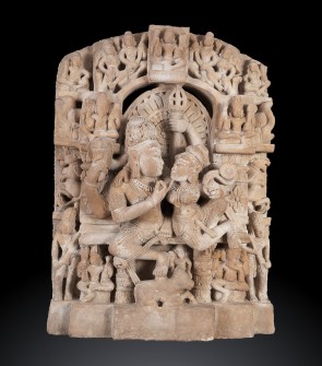Antico altorilievo raffigurante Shiva, Parvati e i figli